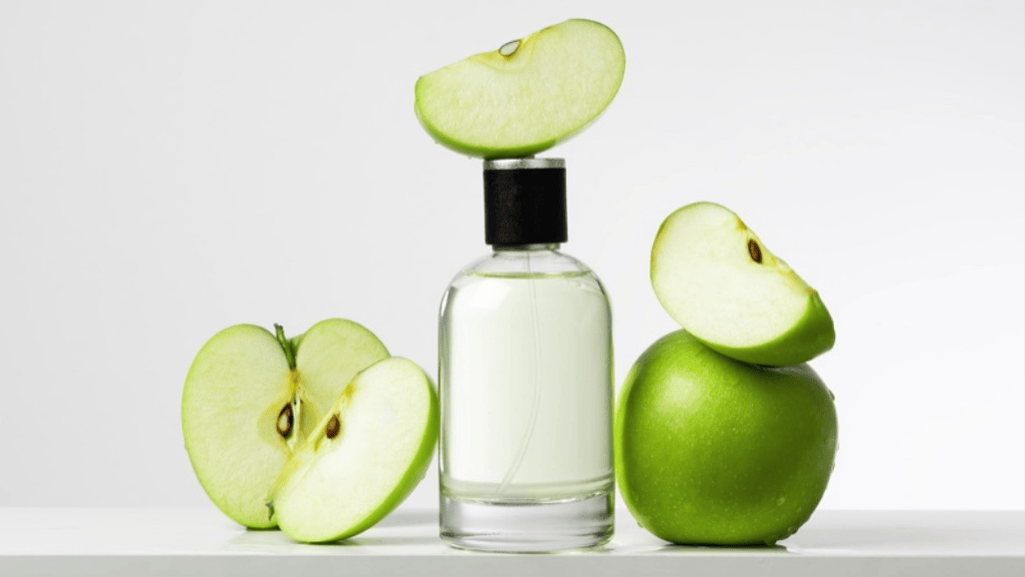 Understanding Fruity Notes in Perfumes