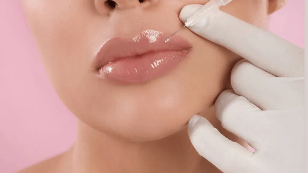 plumping lip glosses