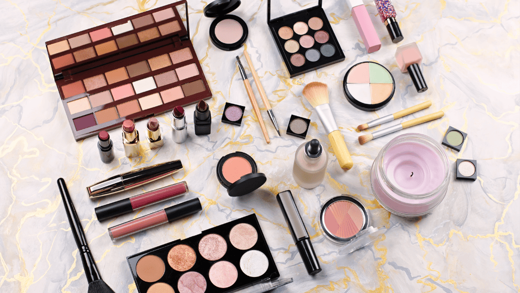 essential makeup products for makeup newbies