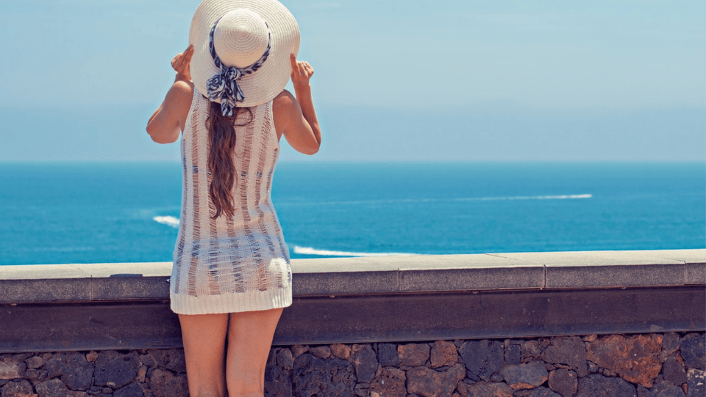 trendy beach outfits