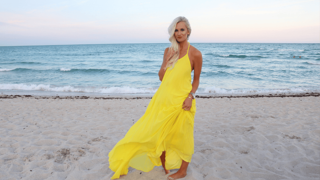 yellow dress