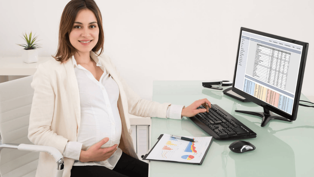 maternity workplace fashion
