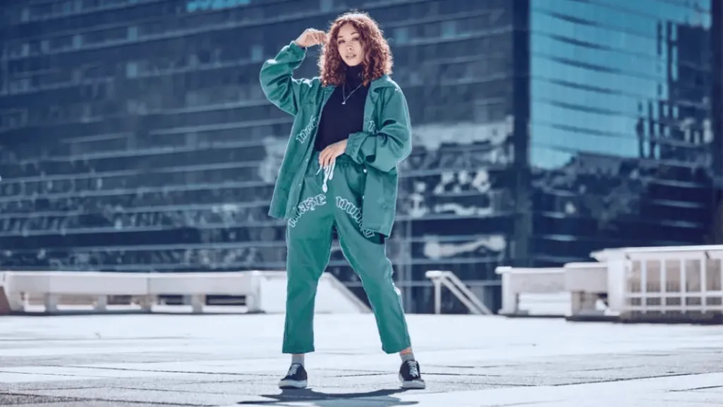 stylish athleisure outfits stylish athleisure outfits