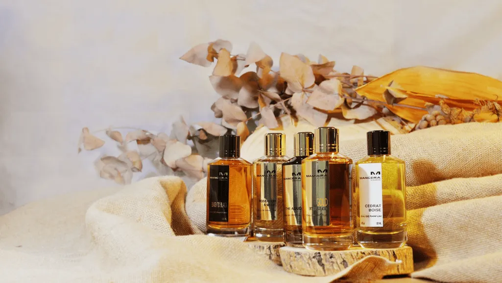 Parfums vs Perfumes: Understanding the Difference