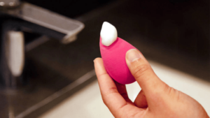 how to wash makeup sponges