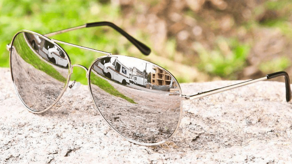 Styling Tips Rocking Aviator Sunglasses