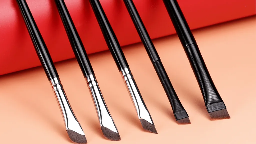 brush tool gel liner