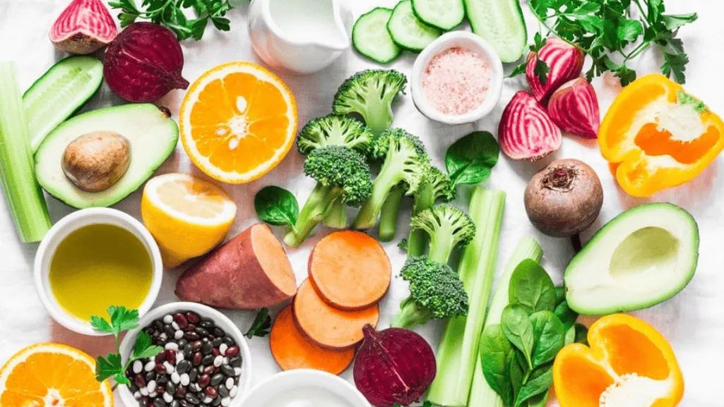 Enhance Your Skin with a Healthy Diet and Hydration